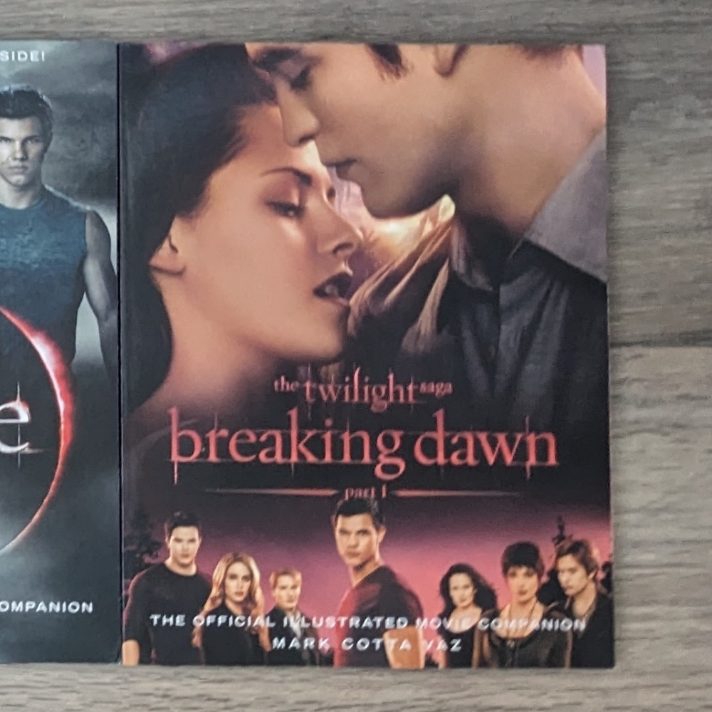 Twilight's Breaking Dawn part 1 Illustrated Movie Companion